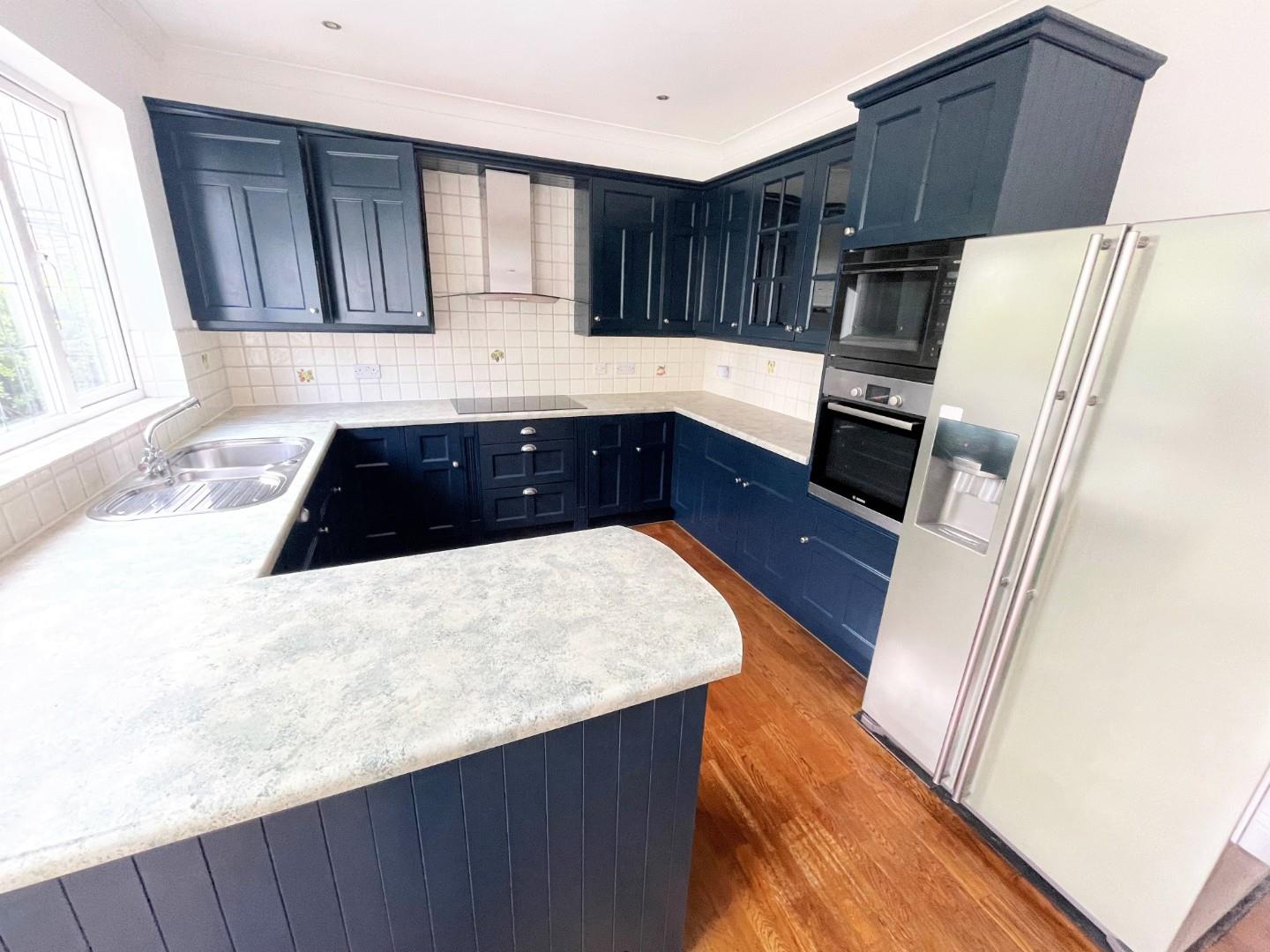 Parkside, Mill Hill
